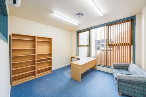 Photo of property in 28 Taonui Street, Palmerston North, 4410
