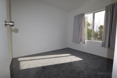 Photo of property in 46 Hindmarsh Street, Henderson, Auckland, 0612