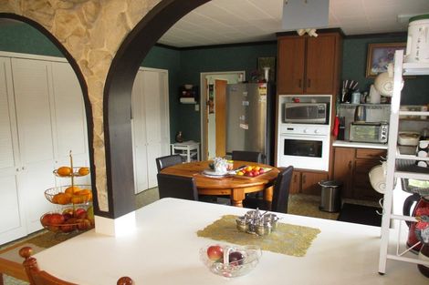 Photo of property in 117 Guy Street, Dannevirke, 4930