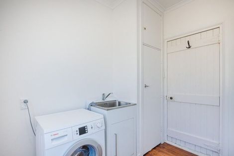 Photo of property in 23 Ross Street, Marton, 4710