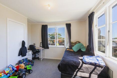 Photo of property in 12 Freyberg Terrace, Waipukurau, 4200