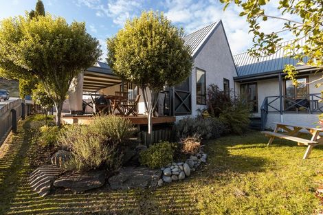 Photo of property in 4/33 Hedditch Street, Wanaka, 9305