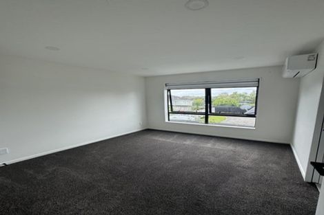 Photo of property in 10/5 Hikurangi Street, Te Atatu Peninsula, Auckland, 0610