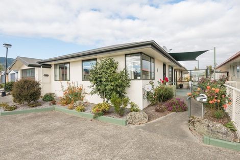 Photo of property in 38 The Drive, Richmond, 7020