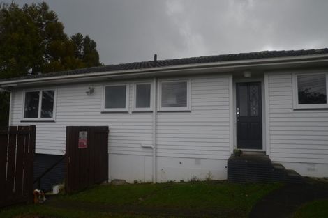 Photo of property in 8 Makora Road, Massey, Auckland, 0614