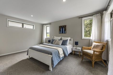 Photo of property in 6a Moera Place, Stanmore Bay, Whangaparaoa, 0932