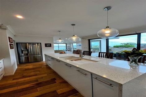 Photo of property in 8 The Track, Plimmerton, Porirua, 5026
