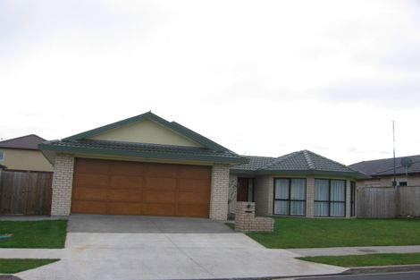 Photo of property in 27 Baltersan Drive, Flat Bush, Auckland, 2016