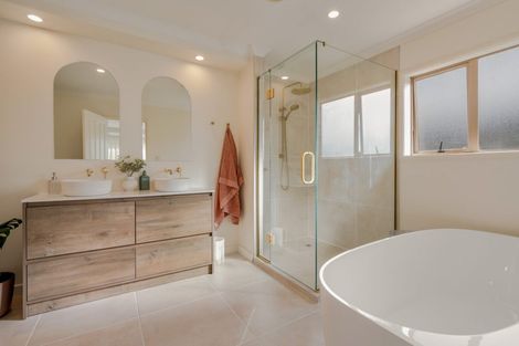 Photo of property in 53 Woodhurst Drive, Casebrook, Christchurch, 8051