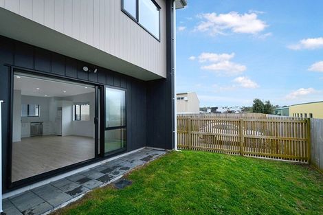 Photo of property in 41 Eileen Newey Place, Henderson, Auckland, 0612