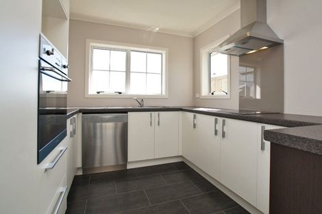Photo of property in 12 Queens Park Crescent, Frankton, Hamilton, 3204