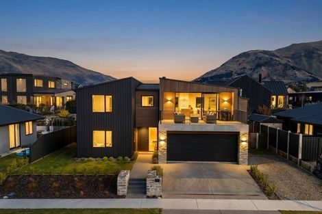 Photo of property in 54 Avalon Station Drive, Wanaka, 9305