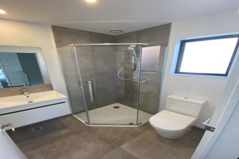 Photo of property in 3/242 Edgeware Road, Edgeware, Christchurch, 8013