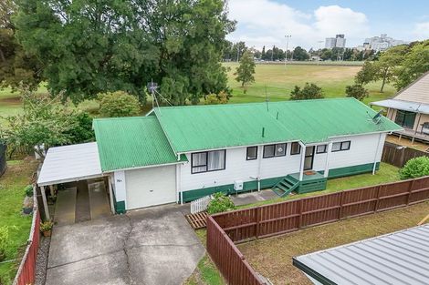 Photo of property in 76a Kahikatea Drive, Melville, Hamilton, 3206