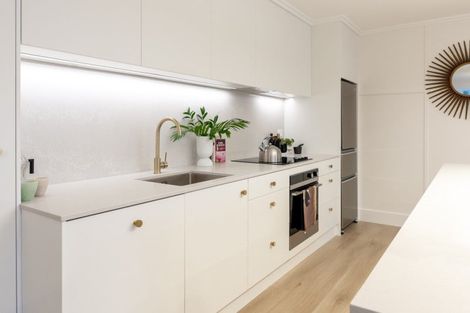Photo of property in Hamilton Flats, 9u1 Hawker Street, Mount Victoria, Wellington, 6011