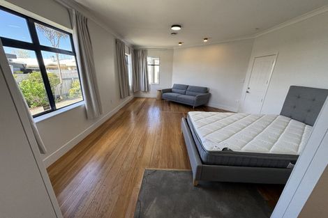 Photo of property in 106 Stortford Street, Saint Leonards, Hastings, 4120