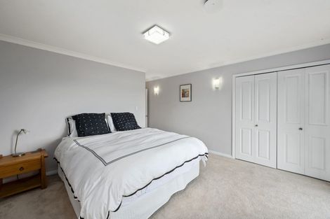 Photo of property in 6 Iriirikapua Parade, Owhata, Rotorua, 3010
