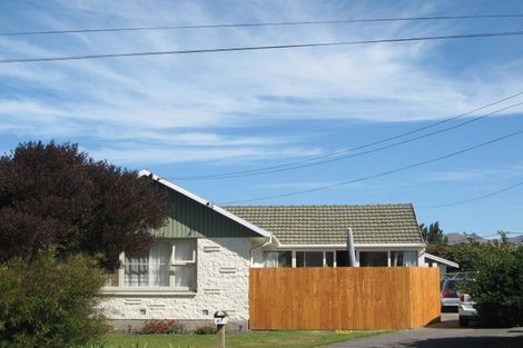 Photo of property in 87 Vancouver Crescent, Wainoni, Christchurch, 8061