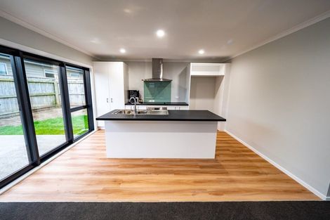Photo of property in 8 Koru Loop, Paraparaumu, 5032
