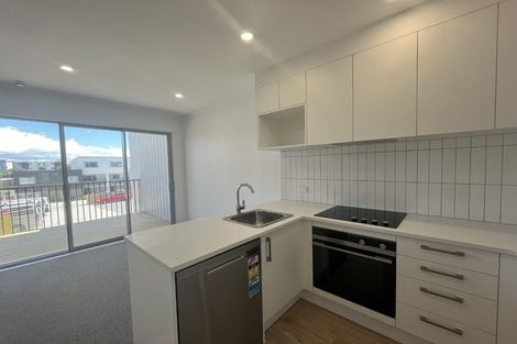 Photo of property in 37 Ngae Place, Mangere East, Auckland, 2024