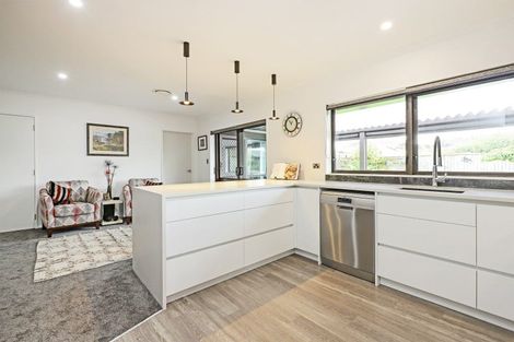 Photo of property in 3 Kensington Drive, Taradale, Napier, 4112