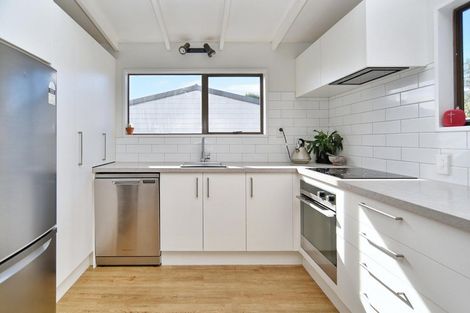Photo of property in 10 Grenville Street, Waltham, Christchurch, 8011