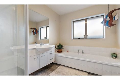 Photo of property in 3 Magnolia Lane, St Albans, Christchurch, 8052