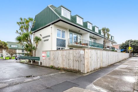 Photo of property in 2/21 Britannia Street, Petone, Lower Hutt, 5012