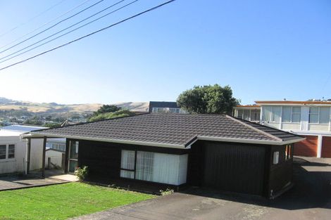 Photo of property in 54a Bassett Road, Johnsonville, Wellington, 6037