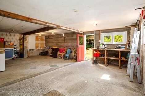 Photo of property in 52 Chester Road, Tawa, Wellington, 5028