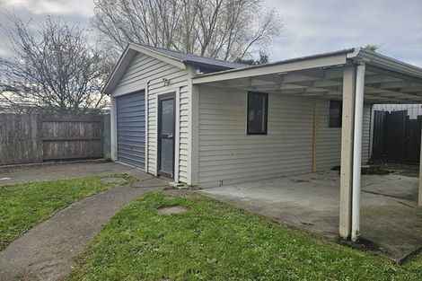 Photo of property in 14 Gladys Place, Kelvin Grove, Palmerston North, 4414