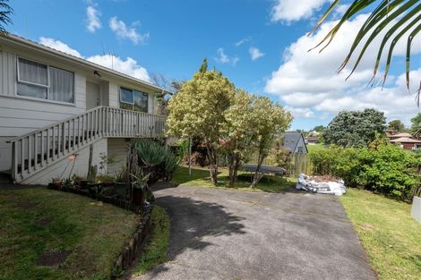 Photo of property in 2/35 Birman Close, Half Moon Bay, Auckland, 2012