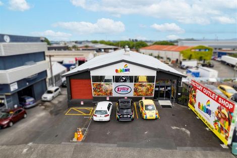 Photo of property in 25a Great South Road, Papakura, 2110