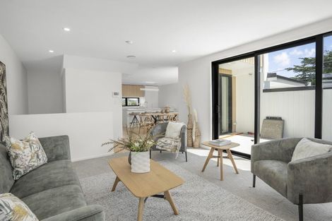 Photo of property in 2 Pascoe Avenue, Paremata, Porirua, 5026