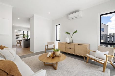 Photo of property in 4/17 Samuel Marsden Place, Whenuapai, 0618