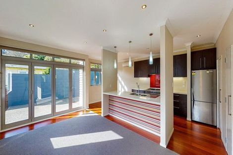 Photo of property in 37 Liardet Street, Vogeltown, Wellington, 6021