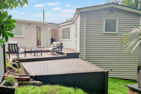 Photo of property in 7 Huia Road, Titirangi, Auckland, 0604