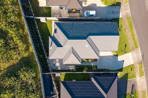 Photo of property in 79 Pakanga Grove, Pyes Pa, Tauranga, 3112