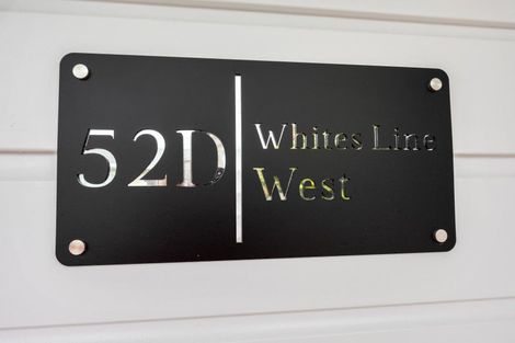 Photo of property in 52d Whites Line West, Woburn, Lower Hutt, 5010