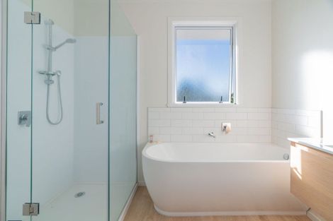 Photo of property in 19 Seifert Street, Forest Lake, Hamilton, 3200