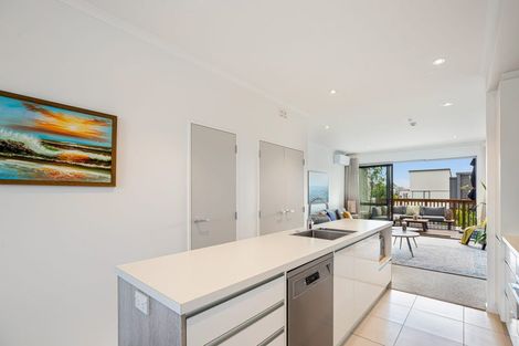 Photo of property in 4 Torea Tai Road, Hobsonville, Auckland, 0616