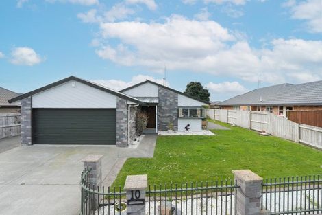 Photo of property in 10 Parnell Heights Drive, Kelvin Grove, Palmerston North, 4414