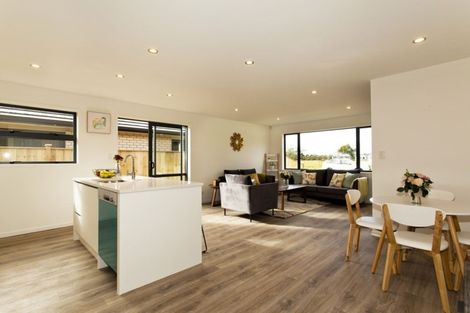 Photo of property in 62 Matua Road, Huapai, Kumeu, 0810