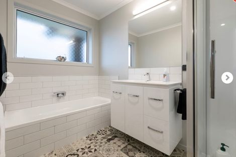 Photo of property in 4 Kihona Rise, Pyes Pa, Tauranga, 3112