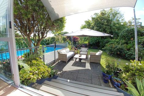 Photo of property in 8 Maygrove Drive, Orewa, 0931