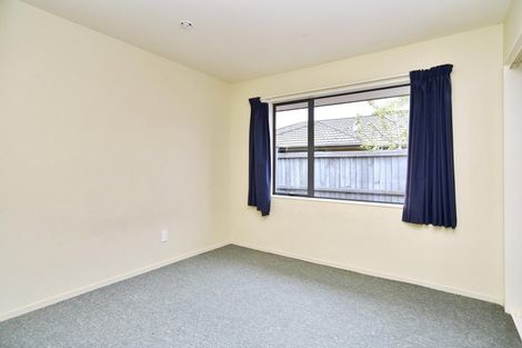 Photo of property in 35 Mounter Avenue, Northwood, Christchurch, 8051