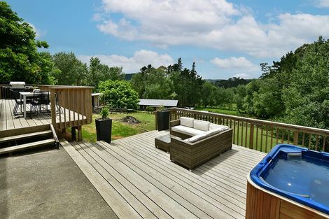 Photo of property in 687 Inland Road, Helensville, 0875