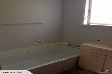 Photo of property in 89 Ruskin Road, Newlands, Wellington, 6037