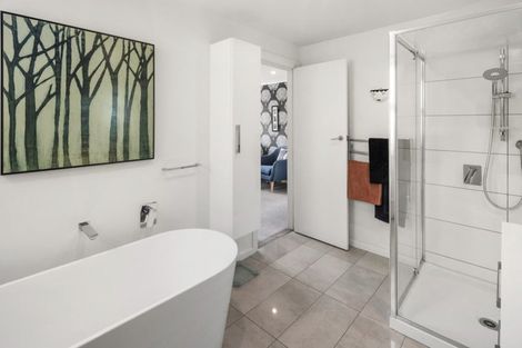 Photo of property in 8 Hay Street, Oriental Bay, Wellington, 6011