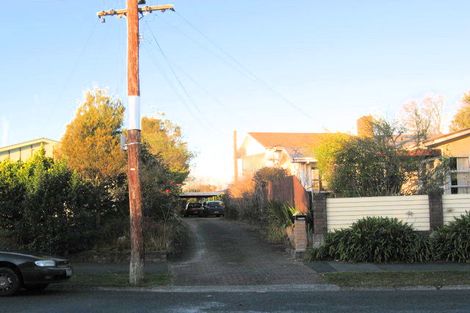 Photo of property in 17 Berkley Avenue, Hillcrest, Hamilton, 3216